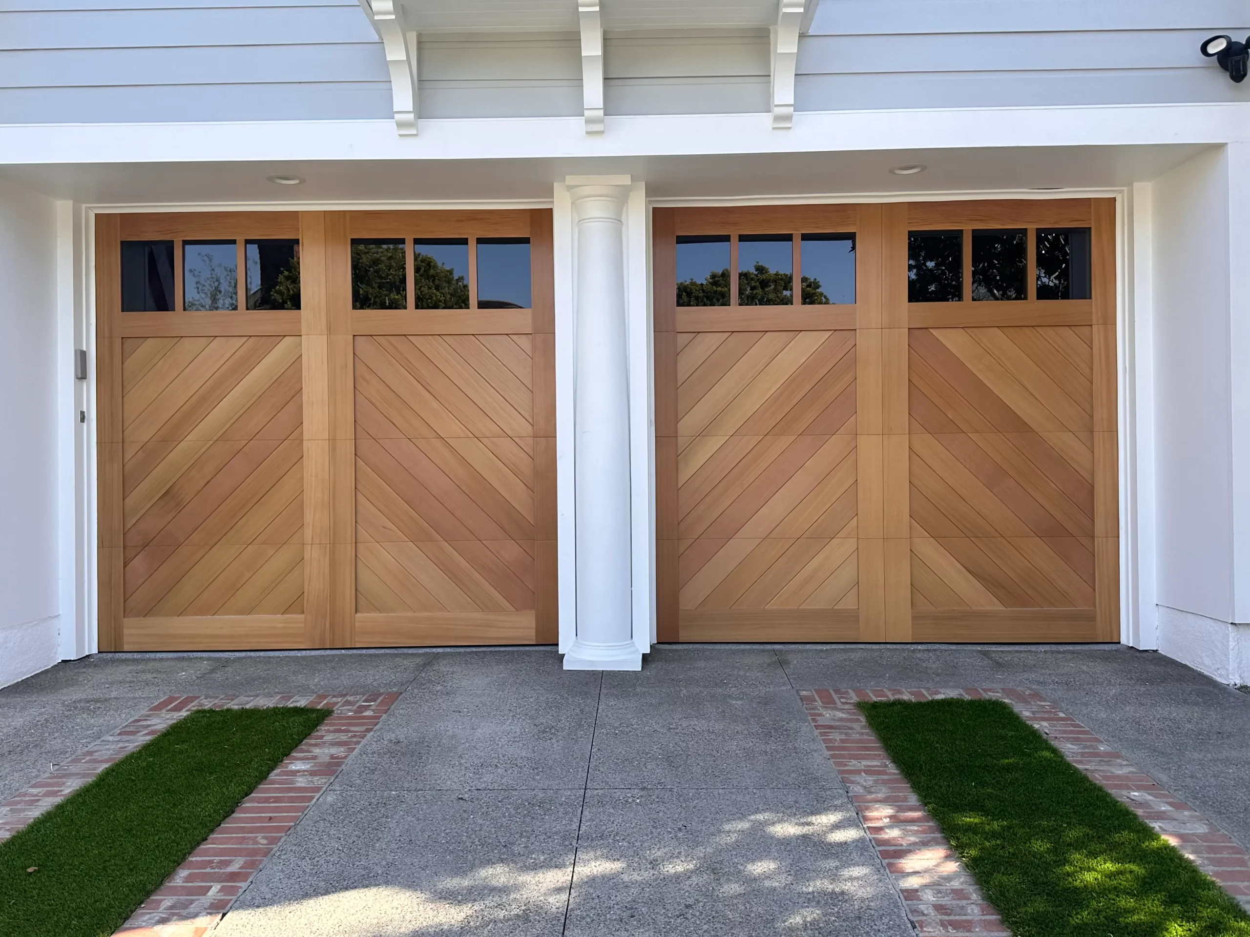 Mesmerizing New Custom Wood Garage Door Installation | Newport Beach, CA | SoCal Garage Door Repair
